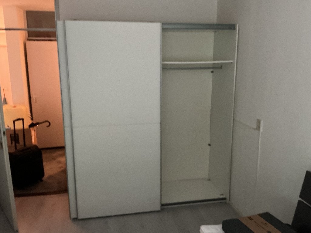 Kledingkast, Ophalen, Gebruikt, Met plank(en), 150 tot 200 cm