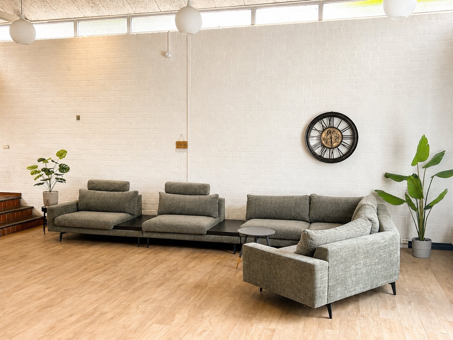 Z.G.A.N. Enzo Luca Buono hoekbank | design bank | 1 jaar oud, 100 tot 125 cm, Hoekbank, 300 cm of meer, Ophalen of Verzenden
