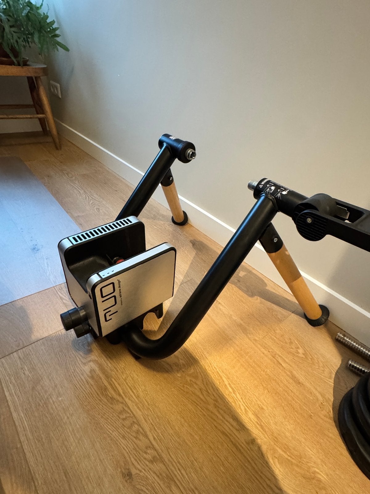 Elite Tuo Smart Bike Trainer - Wheel on, Ophalen, Zo goed als nieuw, Overige typen