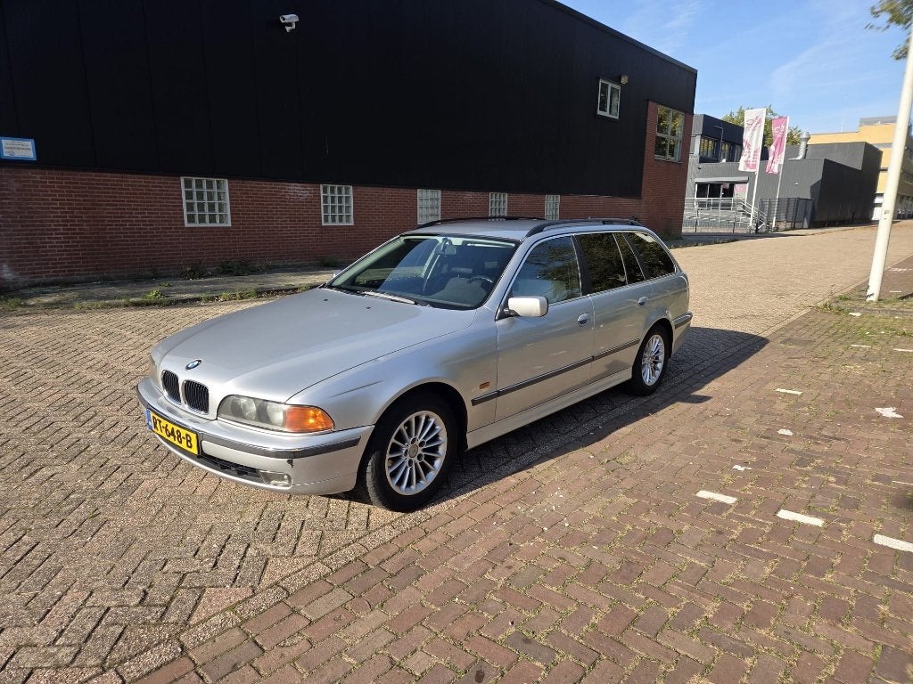 BMW 1998 Grijs, Automaat, 2000 kg, Stationwagon, Grijs