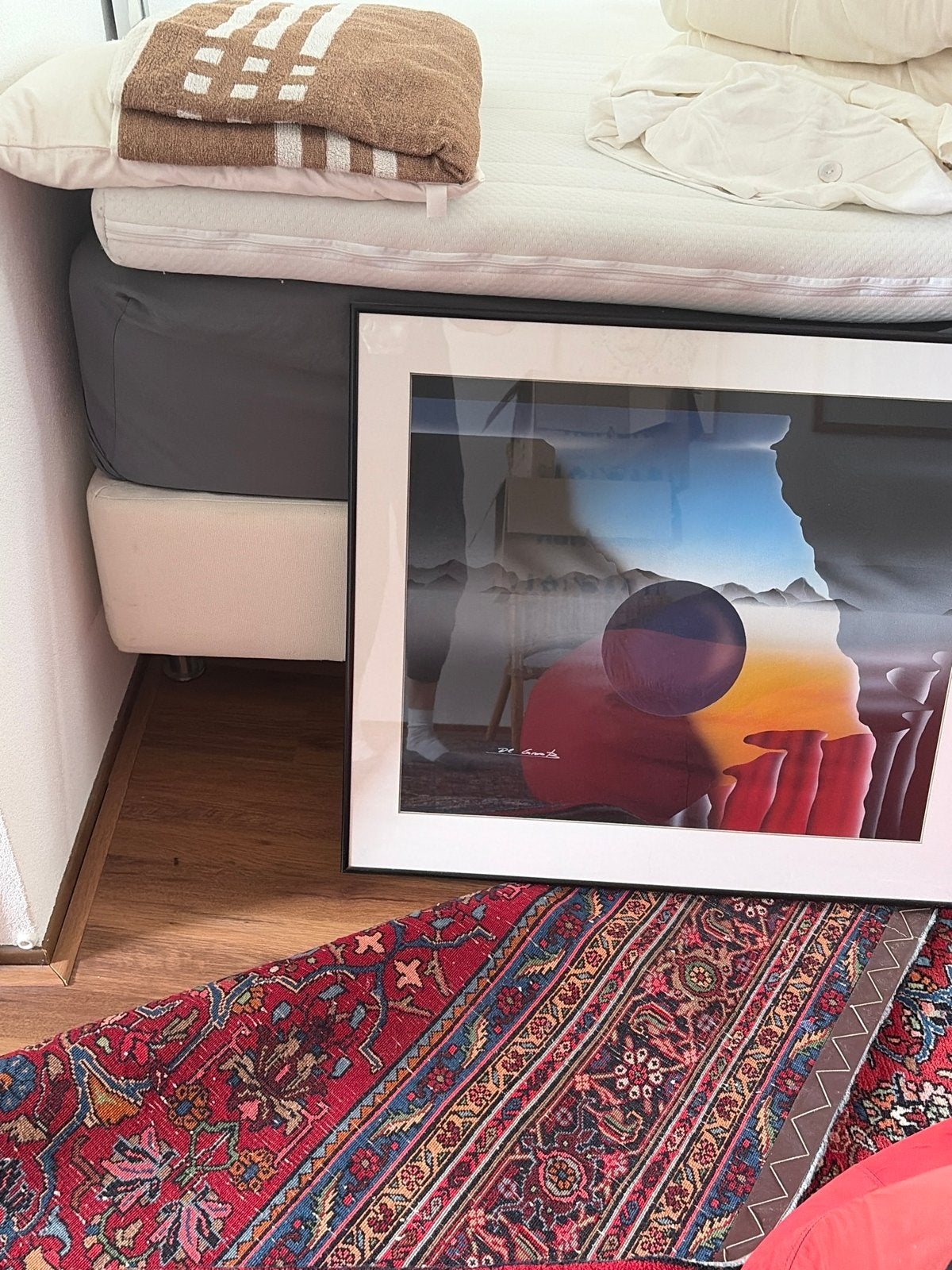 Abstract Schilderij met Bol en Landschap, Achter glas, Abstract, Ophalen of Verzenden, Landschap