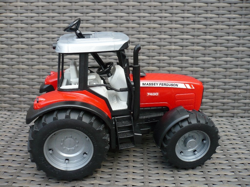 Bruder Massey Ferguson traktor, Ophalen, Zo goed als nieuw, Jongen of Meisje