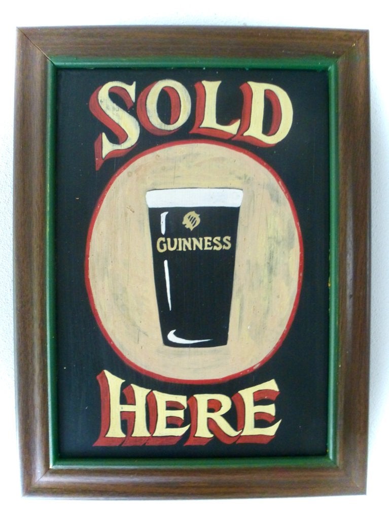 Handgeschilderd houten Irish pub bord / Guinness Sold Here, Reclamebord, Ophalen of Verzenden, Zo goed als nieuw, B6