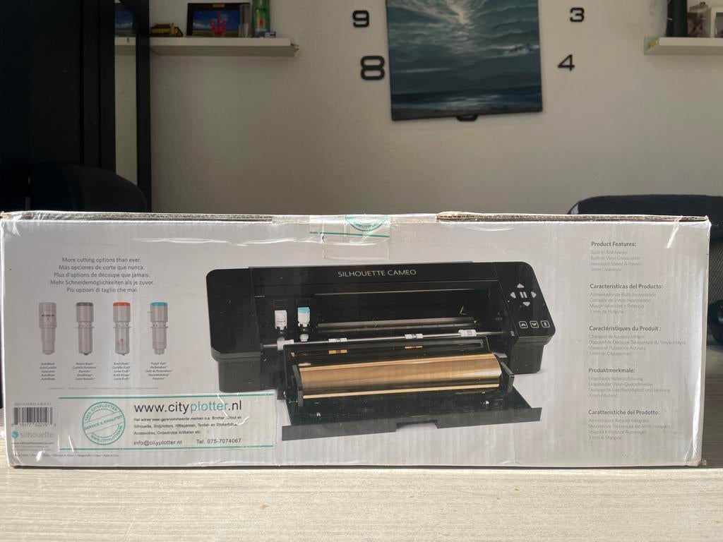 Silhouette Cameo 4 Snijmachine - Gloednieuw, Nieuw, Silhouette, Machine, Elektrisch