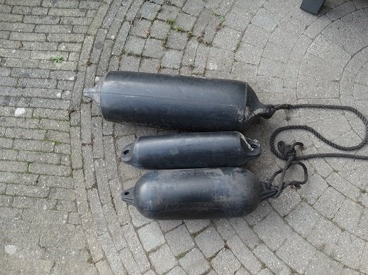 3 Fenders. 60 - 66 - 86 cm. met touw eraan., Ophalen of Verzenden, Zo goed als nieuw, Overige typen