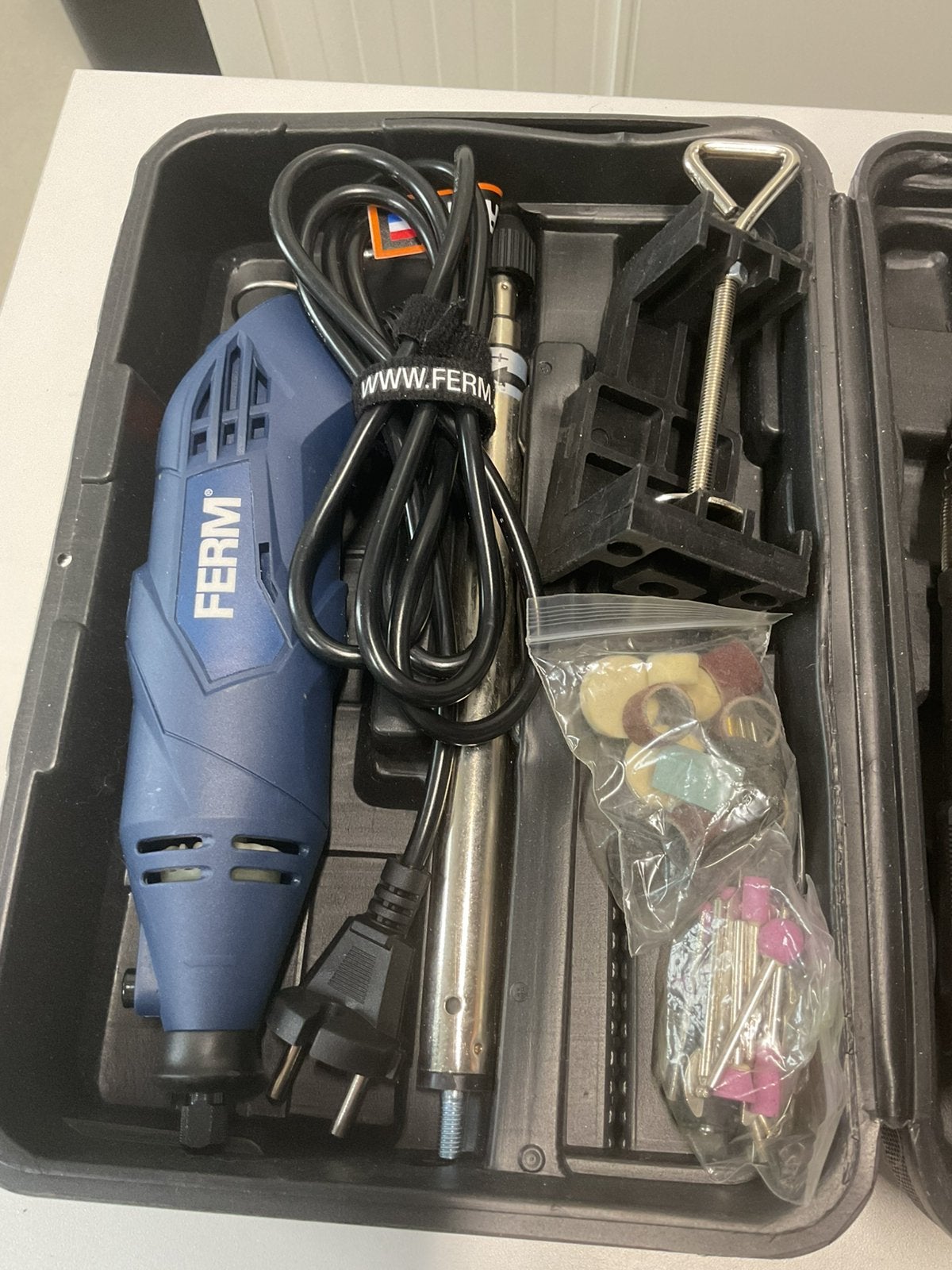 Ferm Dremel met toebehoren als nieuw in opbergkoffer, Ophalen, Zo goed als nieuw