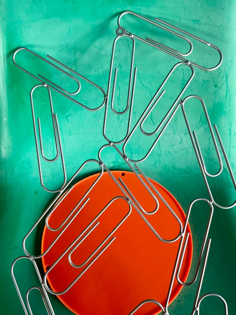 XXL draadstaal mega pop-art paperclip kaarten fotohouder, Verzamelen, Ophalen of Verzenden, Huis en Inrichting