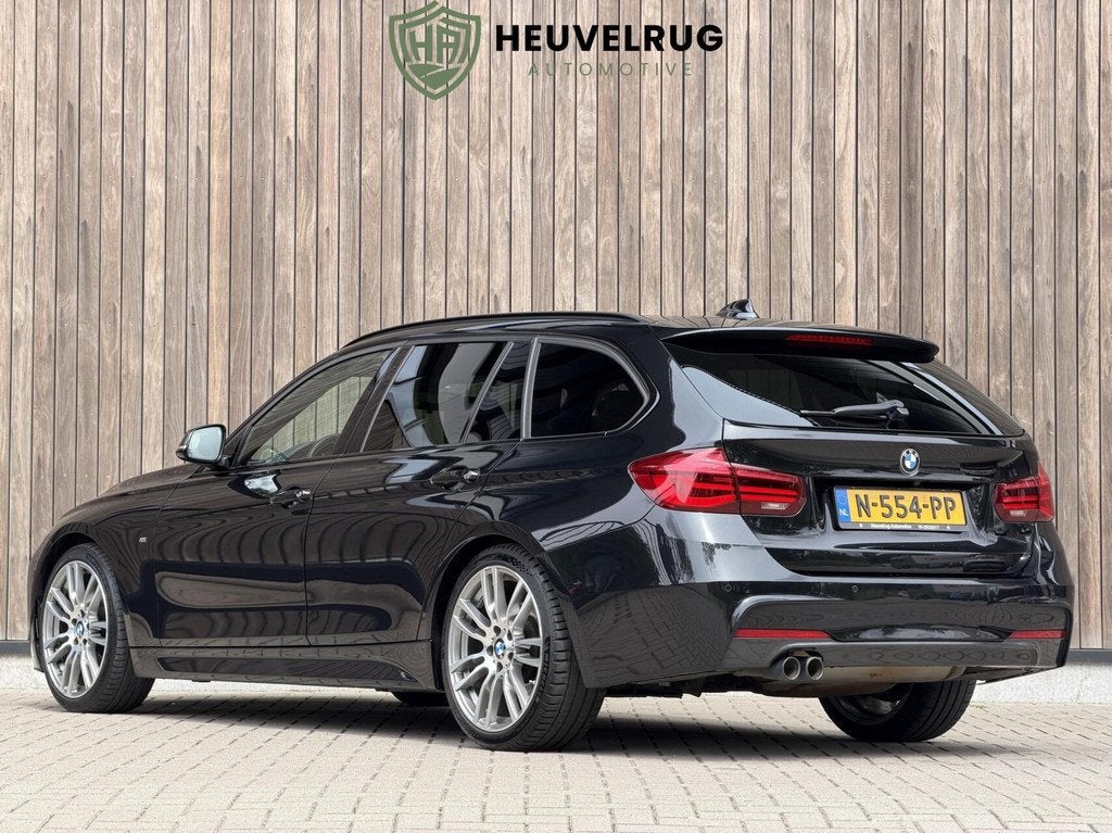 BMW 3-serie Touring 330i 252PK High Executive M-SPORT | HEAD, Auto's, Automaat, Achterwielaandrijving, Euro 6, 4 cilinders