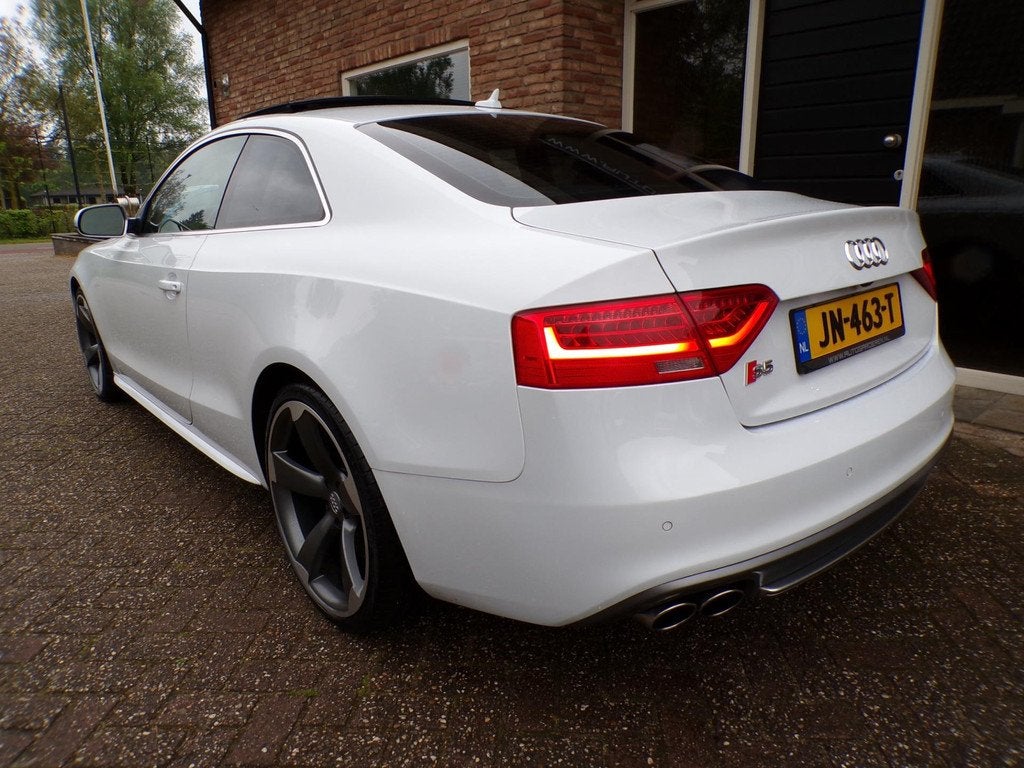 Audi A5 Coupé 3.0 TFSI S5 quattro Automaat / Leder / Navi /, Auto's, Audi, Automaat, Euro 5, Gebruikt, Zwart