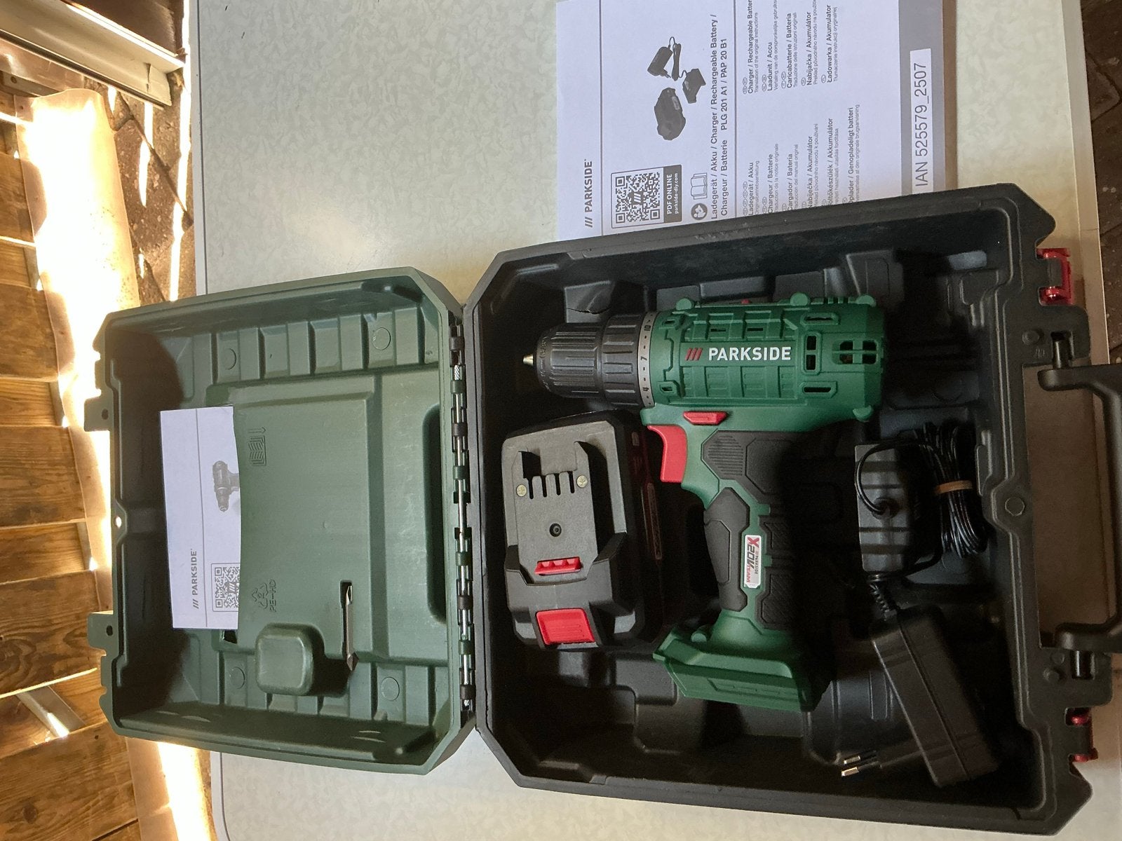Parkside Accu Schroefboormachine met Accu en Oplader NIEUW, Ophalen, Gebruikt, Variabele snelheid, Boor- en Schroefmachine