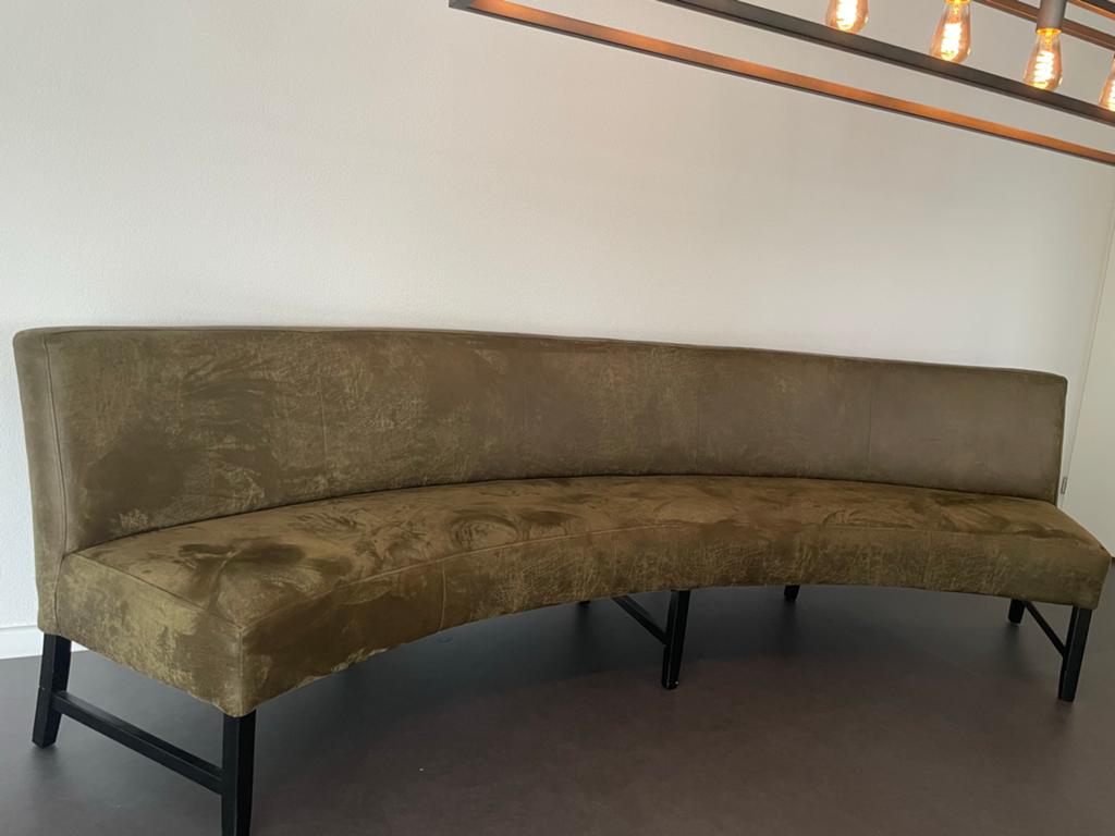 Richard bank - 3 meter - Zacht mosgroen - Ovaal, Ophalen, Minder dan 75 cm, 300 cm of meer, Zo goed als nieuw