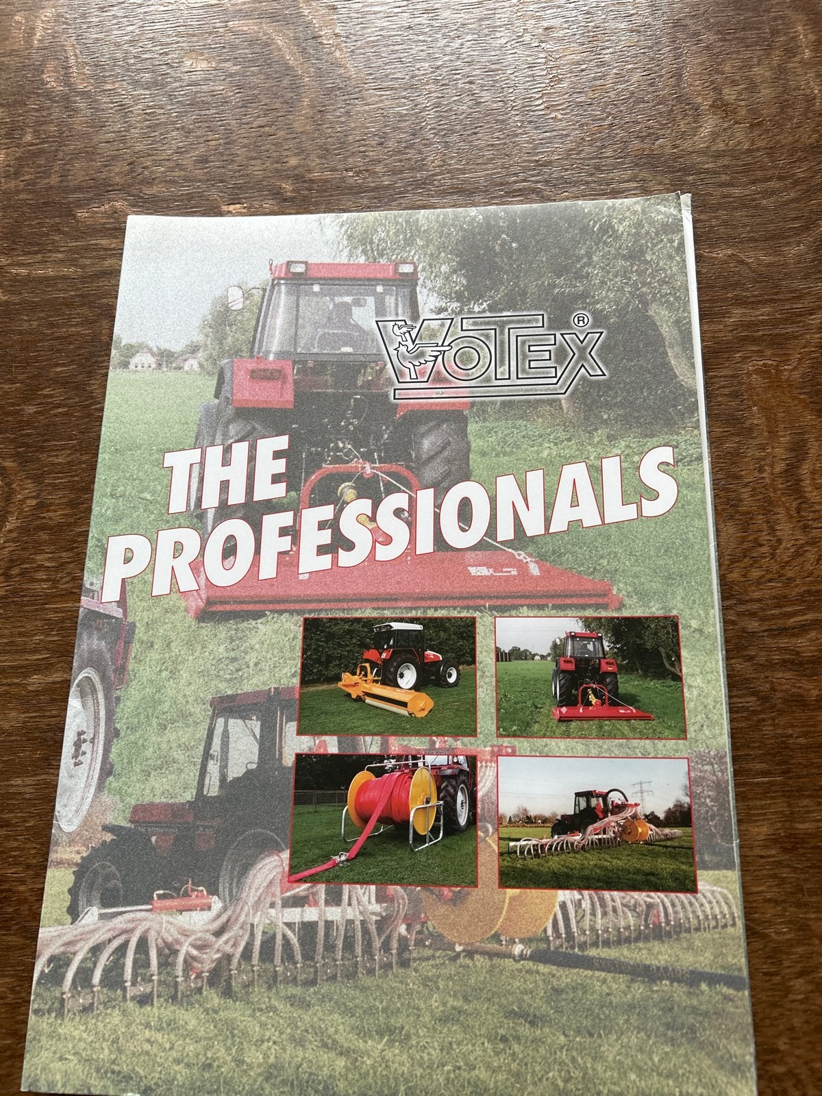 Votex 'The Professionals' Catalogus en Folders (1997), Boeken, Ophalen of Verzenden, Gelezen, Catalogus
