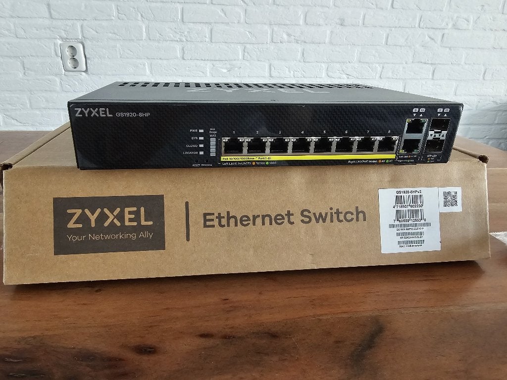 Zyxel GS1920-8hpv2 8-poorts PoE+ Managed Switch – Nieuw, Ophalen of Verzenden, Nieuw