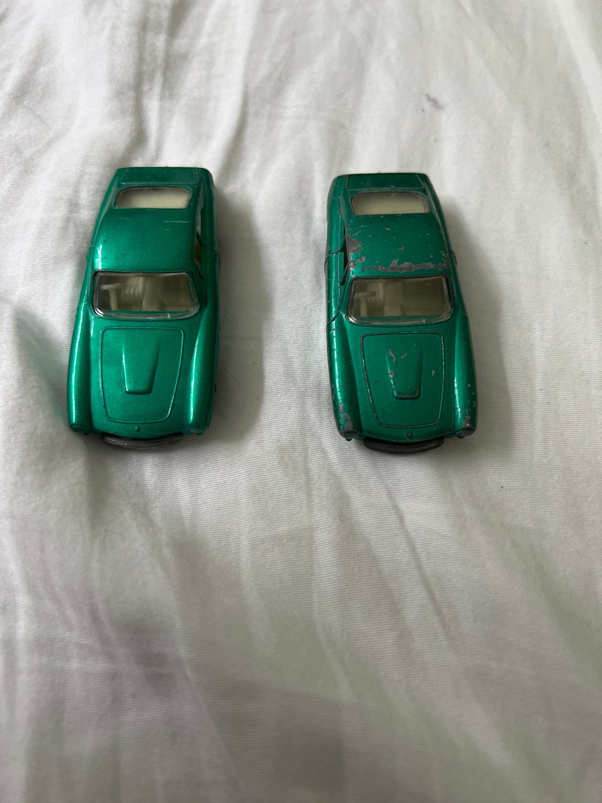 Matchbox Ferrari Berlinetta No. 75 (2 stuks), Ophalen of Verzenden, Gebruikt, Auto, Matchbox