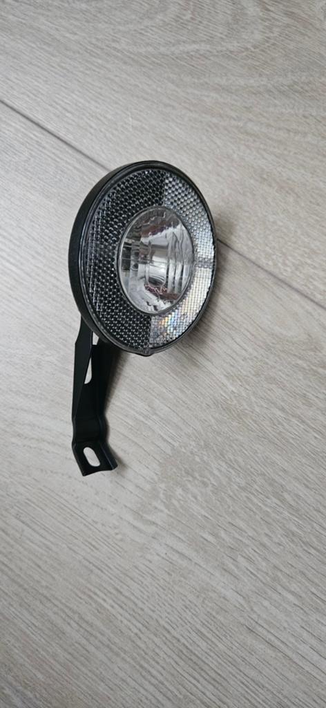 Nieuw Fiets Voorlicht - Dynamo Aangedreven, Ophalen of Verzenden, Nieuw, Dynamo, Voorlicht