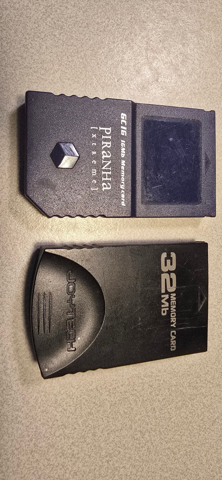 Memory Cards voor PlayStation 2 - Piranha & Joytech, Ophalen of Verzenden, Gebruikt, PlayStation, Overige typen