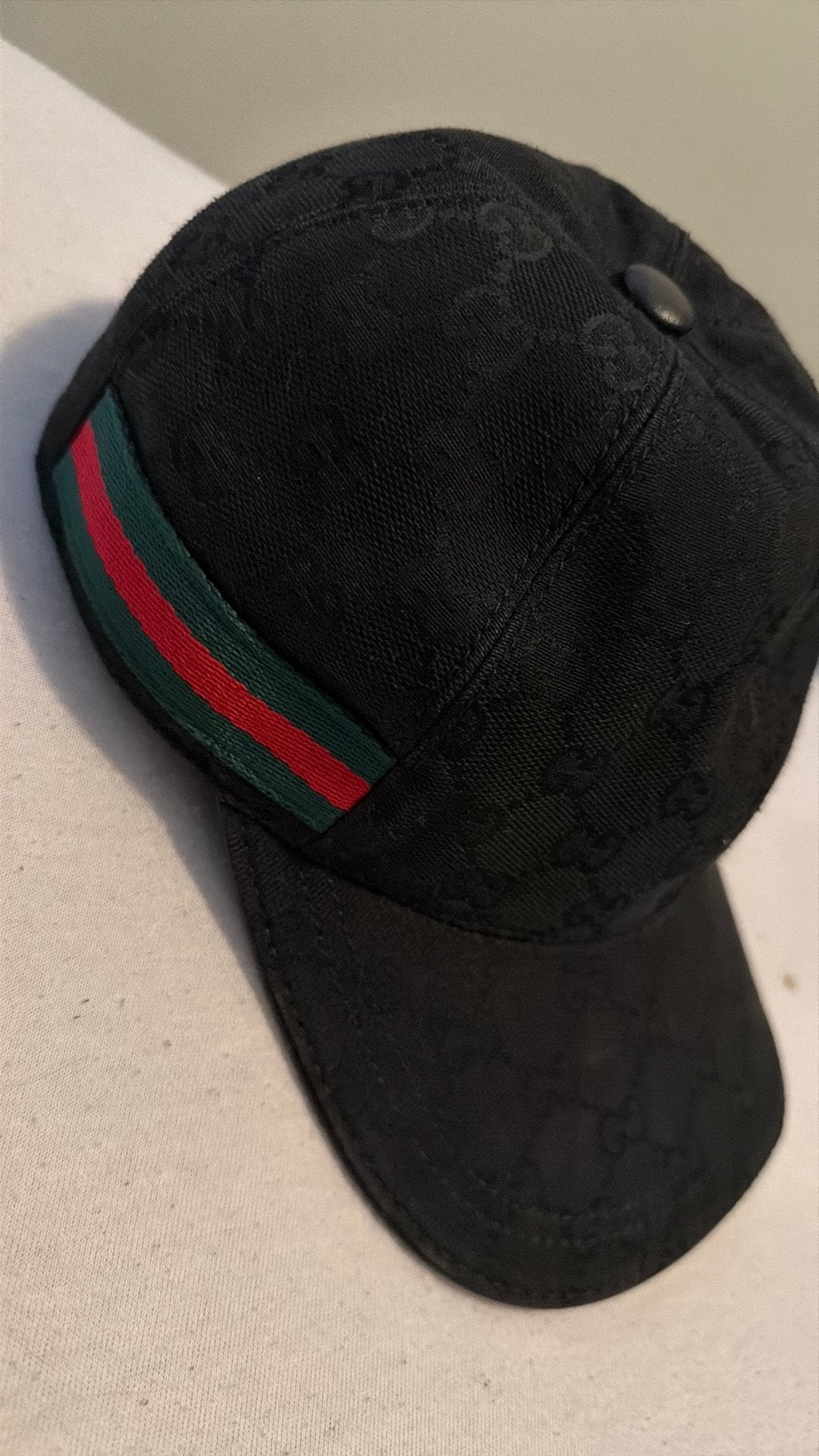 Gucci pet, Ophalen, Zo goed als nieuw, 57 cm (M, 7⅛ inch) of minder, Pet