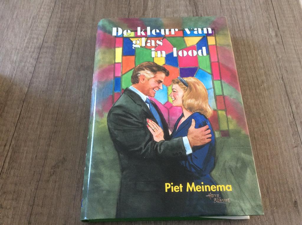 Piet Meinema - De kleur van glas in lood, Ophalen of Verzenden, Gelezen, Piet Meinema