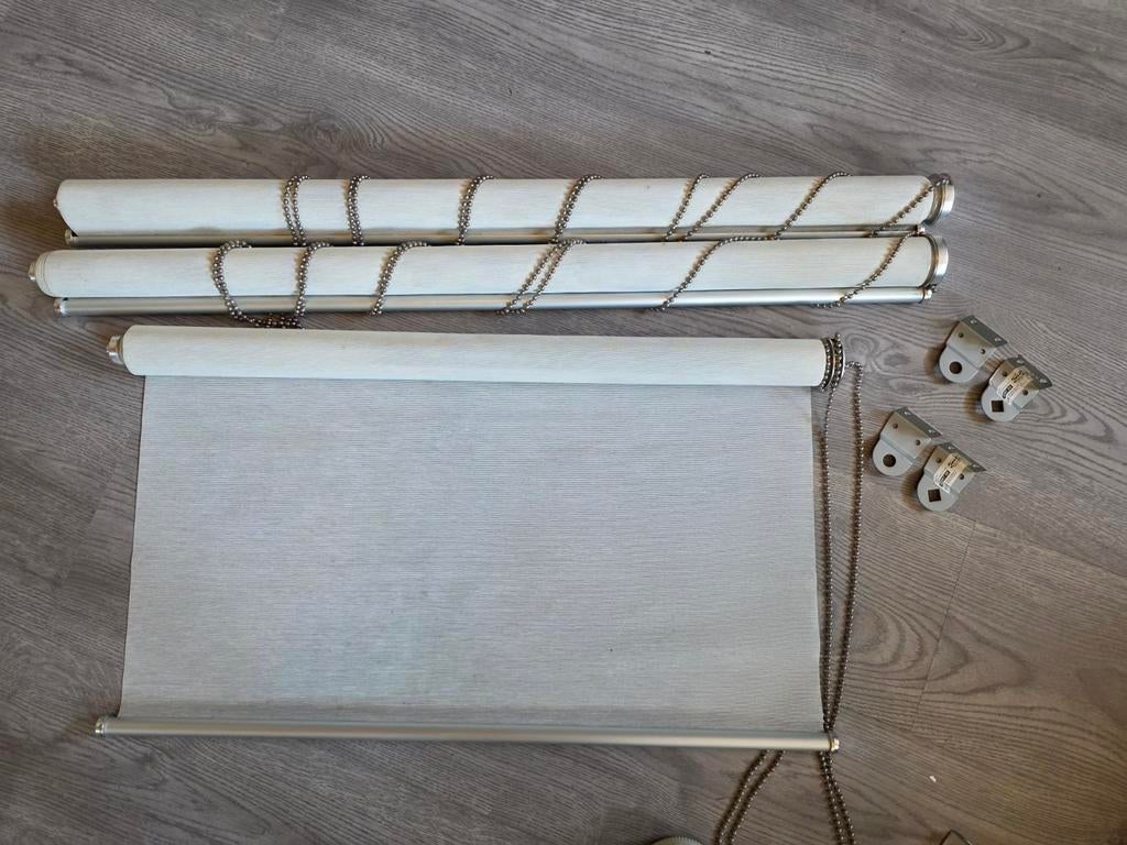 3 Ikea rolgordijnen: 2 Grote, 1 Kleine Maat - wit/grijs, Huis en Inrichting, Stoffering | Gordijnen en Lamellen, Ophalen of Verzenden