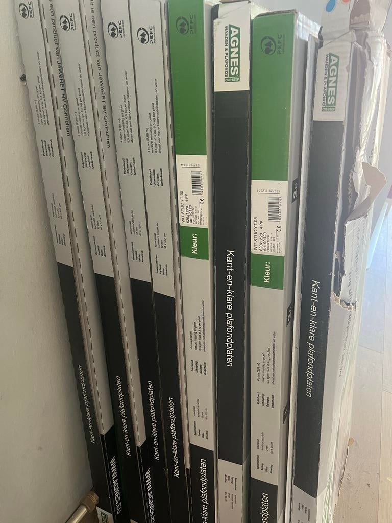 Agnes plafondplaten wit - ca. 22m2 - nieuw, Doe-het-zelf en Verbouw, Platen en Panelen, Ophalen, Nieuw, Hout, Minder dan 20 mm