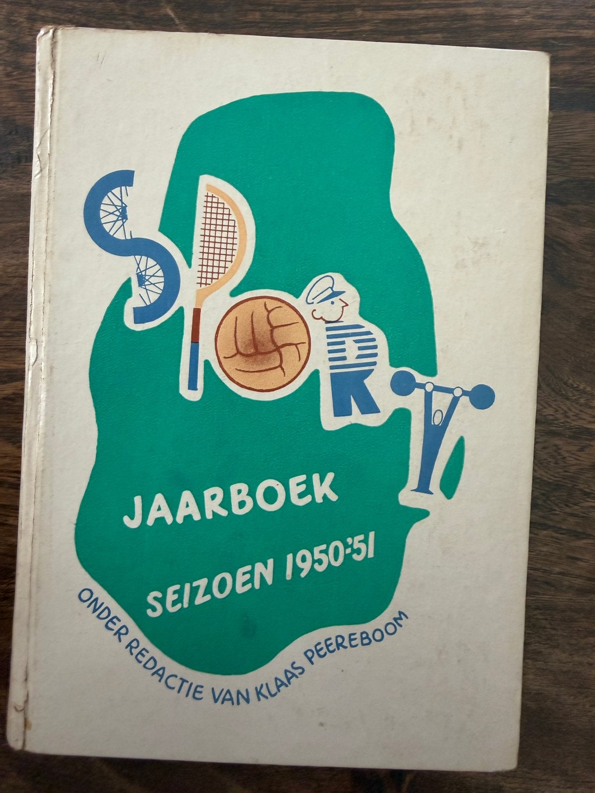 Sport Jaarboek 1950-1951 – Klaas Peereboom – 1e druk, Boeken, Ophalen, Zo goed als nieuw, Balsport