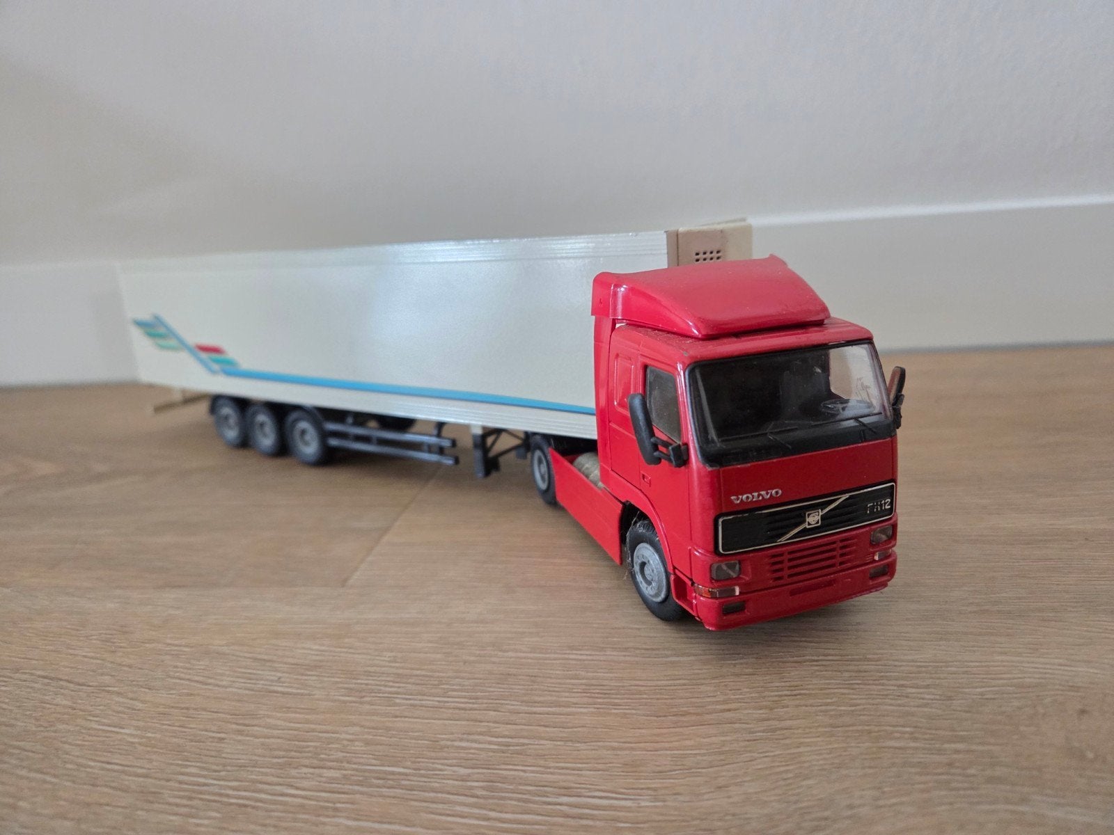Conrad Volvo FH12 Demo vrachtwagen, Ophalen of Verzenden, Zo goed als nieuw, Bus of Vrachtwagen, Conrad