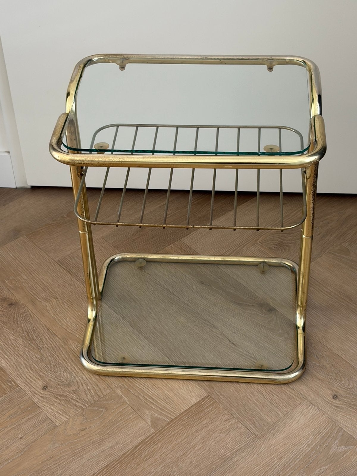 Vintage bijzettafel, Minder dan 55 cm, Rond, Zo goed als nieuw, Ophalen