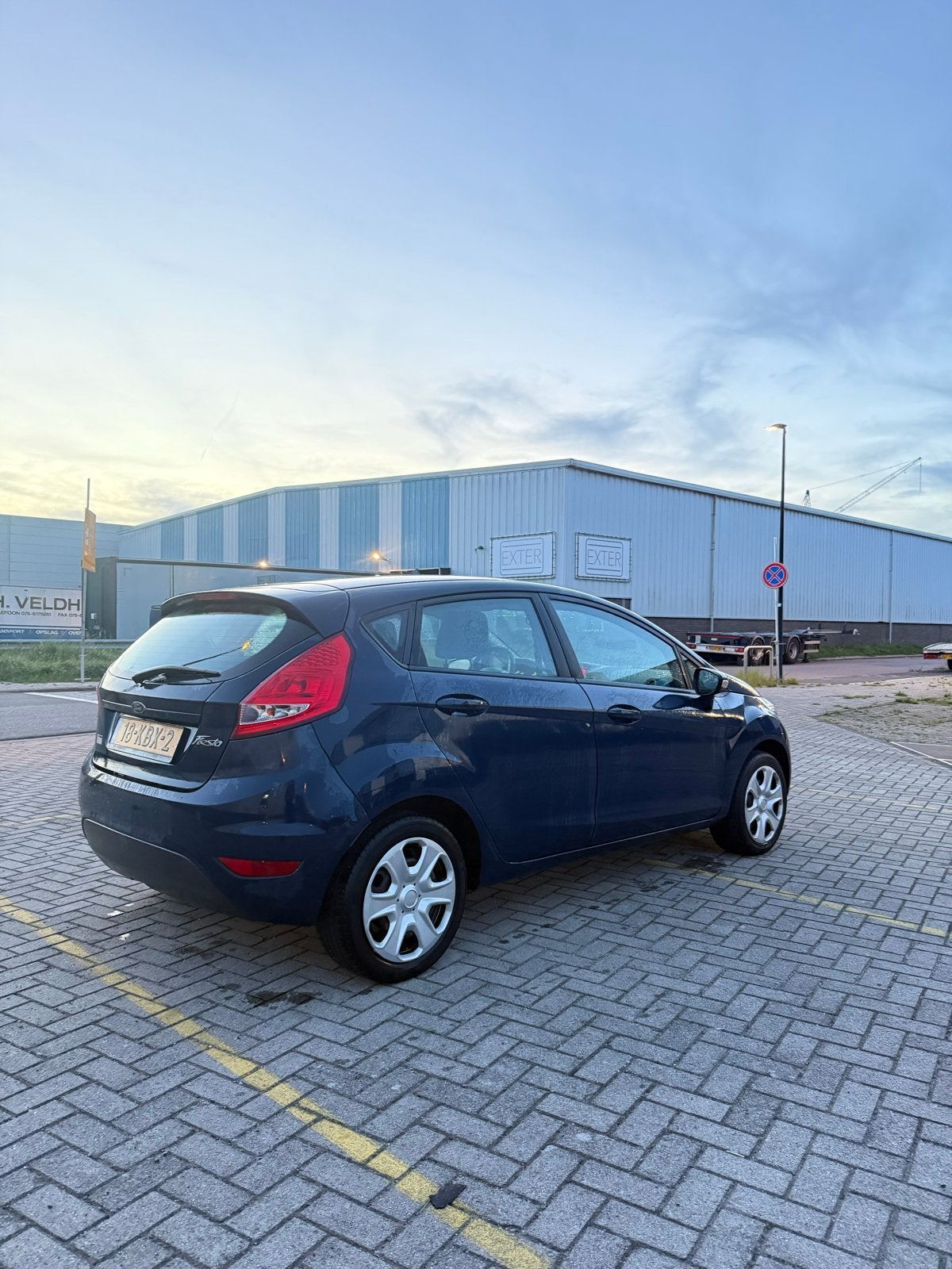 Foto 5 van Ford Fiësta 1.25 5 deurs 2009 AIRCO / NW DISTRIBUTIE / NAP