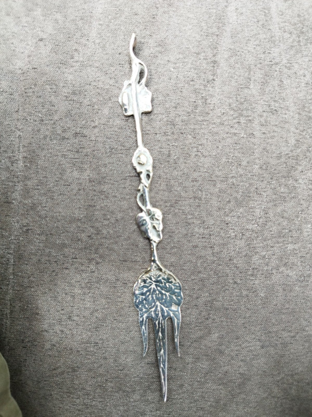 Antieke verzilverde cakeprikker met bladmotief ( jugendstil), Antiek en Kunst, Ophalen of Verzenden