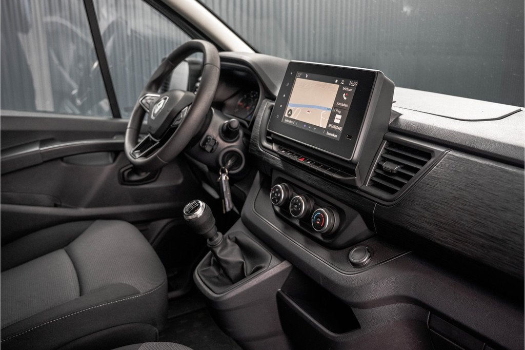 Renault Trafic Blue dCi 150PK | L2H1 | 9-Zits | LED | Canera, Auto's, Renault, Voorwielaandrijving, Stof, Zwart, 150 pk
