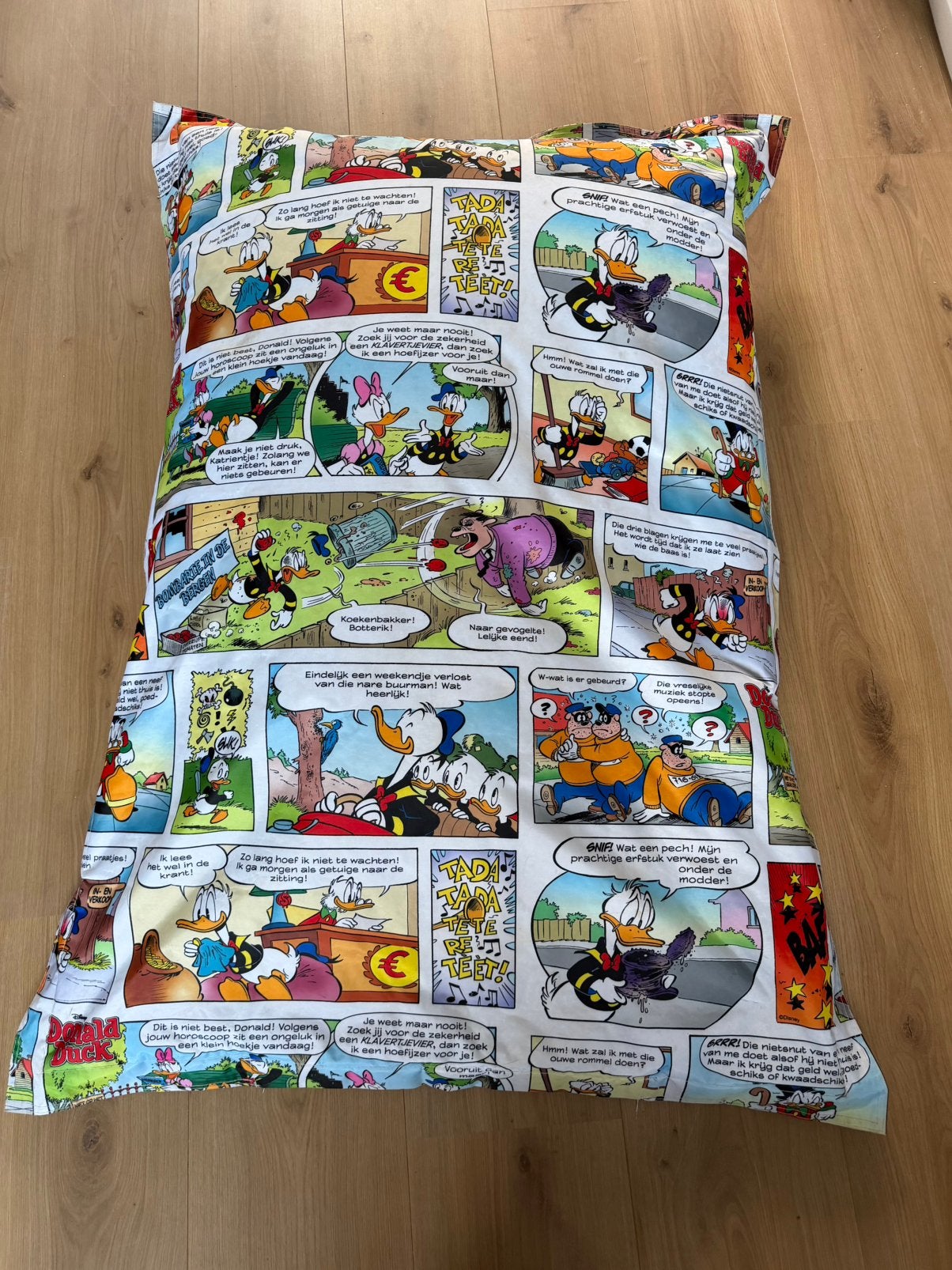 Zitzak Donald Duck Stripverhaal-Zo goed als nieuw, Huis en Inrichting, Ophalen, Zo goed als nieuw