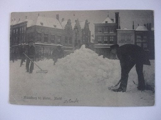 R01 Middelburg bij Winter - Markt - 1907, Verzenden, Voor 1920, Gelopen, Zeeland