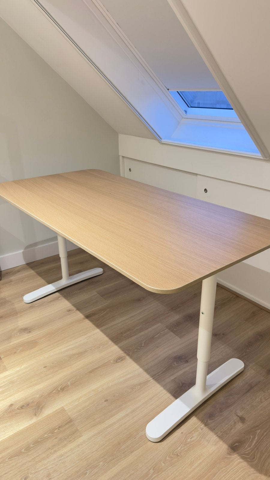 IKEA BEKANT desk 160x80 white stained oak veneer/white, Ophalen, 160 cm, Scandinavisch, In hoogte verstelbaar