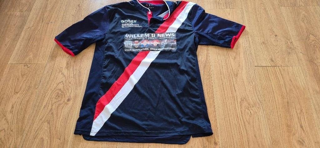 Willem 2 shirt voor supporters door supporters ., Maat L, Ophalen of Verzenden, Shirt