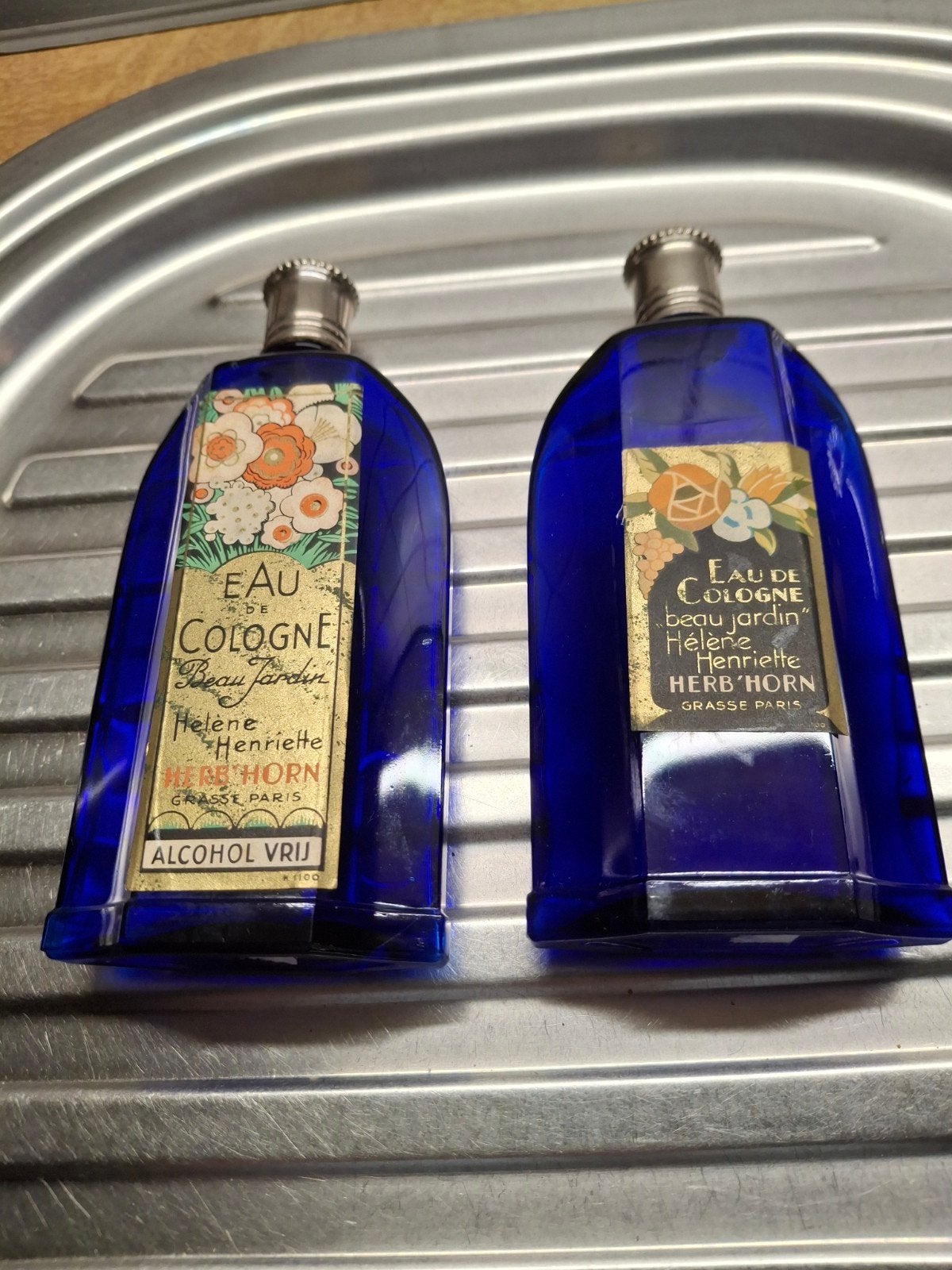 2 eau de cologne  flessen hoogte16 cm, Ophalen of Verzenden