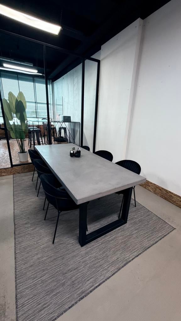 Moderne betonlook tafel (evt set), Antiek en Kunst, Antiek | Meubels | Tafels, Ophalen