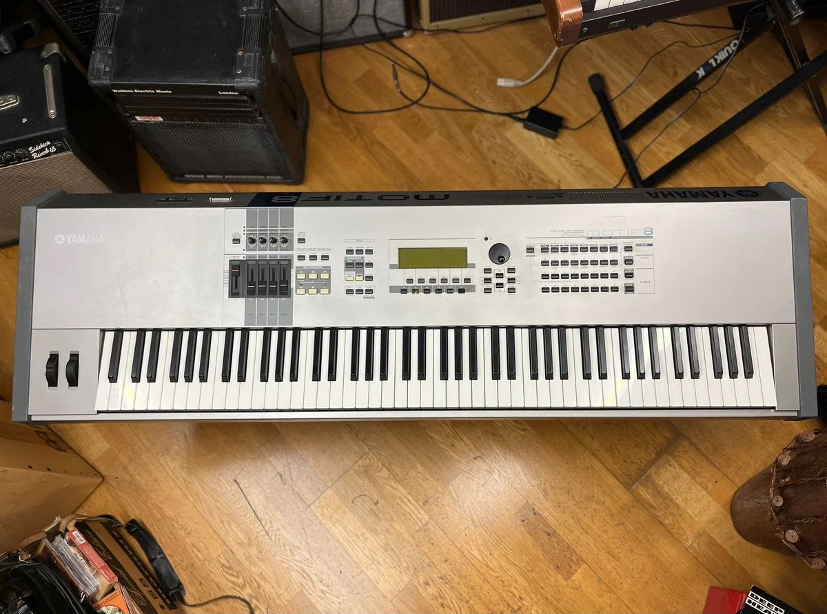 Yamaha Motif 8 - 88 gewogen toetsen - Ruilen mogelijk, Muziek en Instrumenten, Keyboards, Ophalen of Verzenden, Gebruikt, 88 toetsen