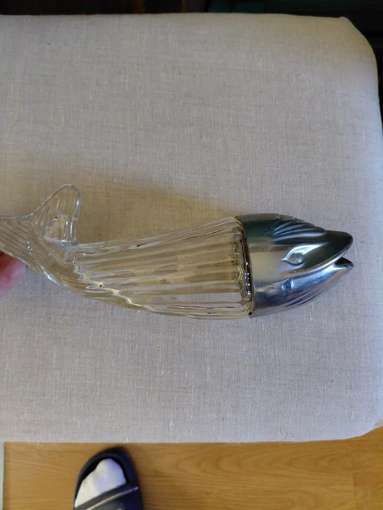 Vintage walvis noten dispenser, Verzamelen, Ophalen, Huis en Inrichting