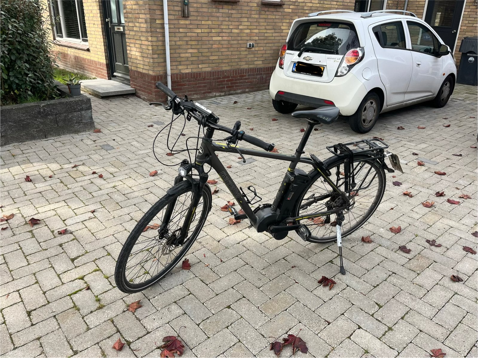Foto 4 van Gazelle E-bike met defecte trapondersteuning, 2 accu's