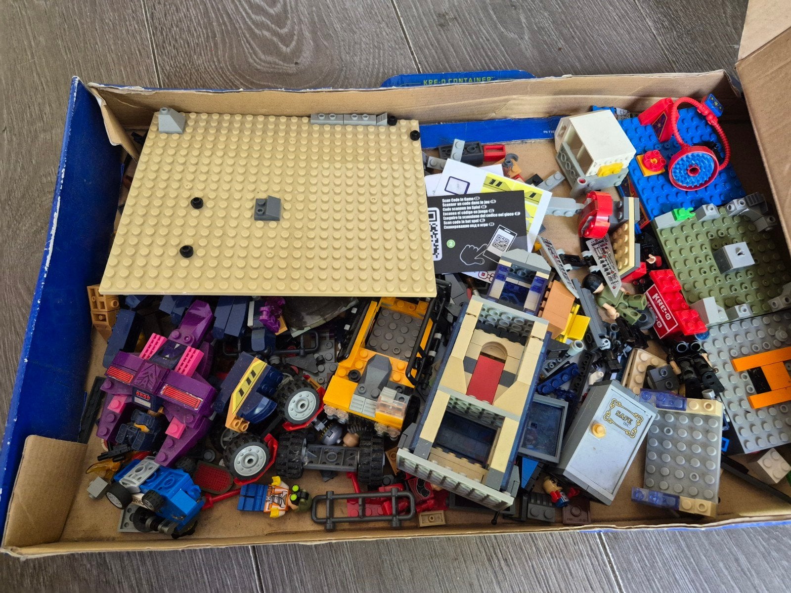 Kreo cityvill invasion, Ophalen of Verzenden