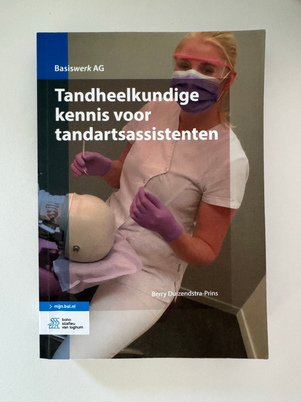 Tandheelkundige kennis voor tandartsassistenten, Boeken, Studieboeken en Cursussen, Ophalen of Verzenden, Zo goed als nieuw