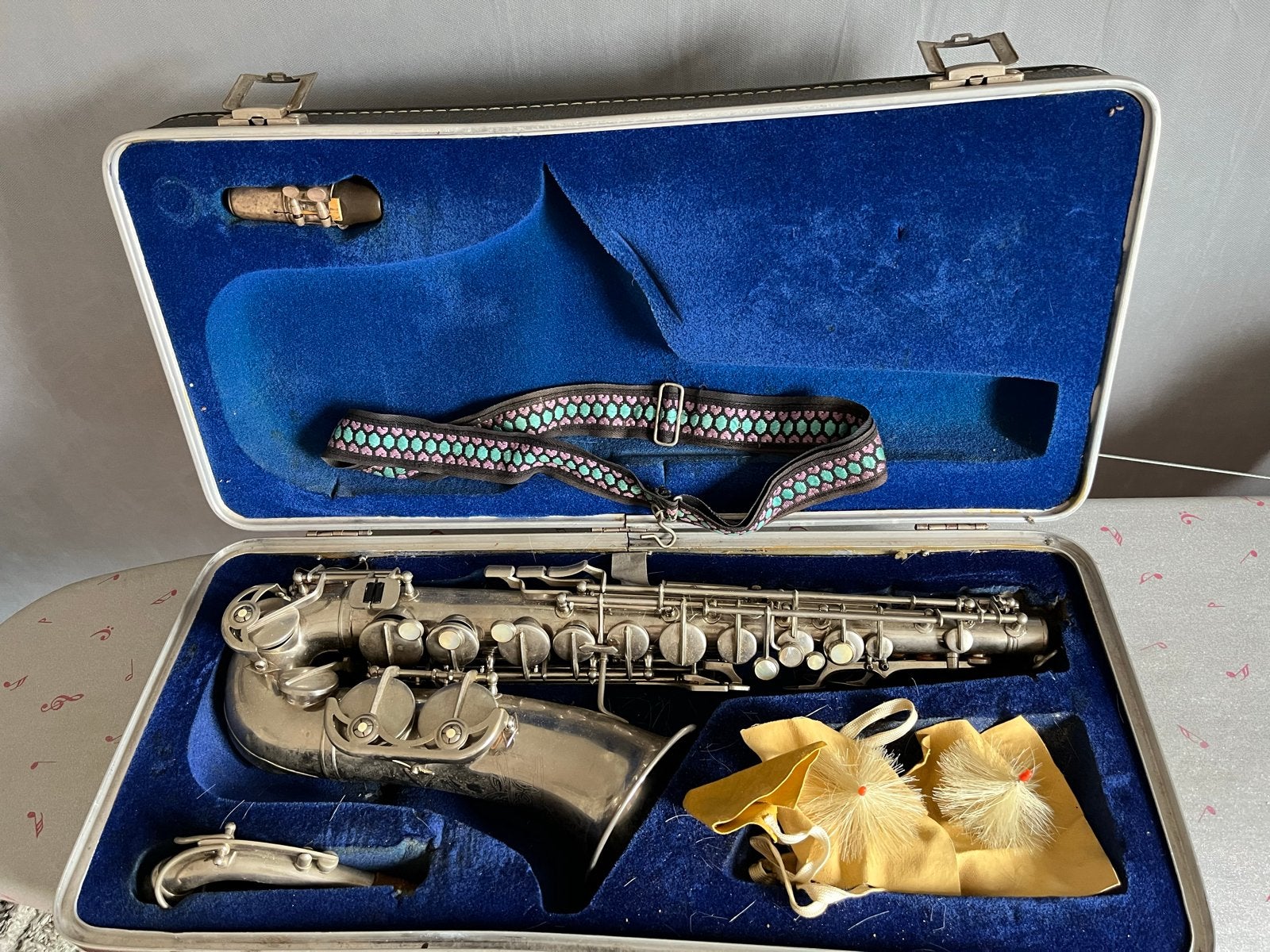 Alt saxofoon compleet in koffer - Gebruikt, Ophalen, Gebruikt, Alt, Met koffer