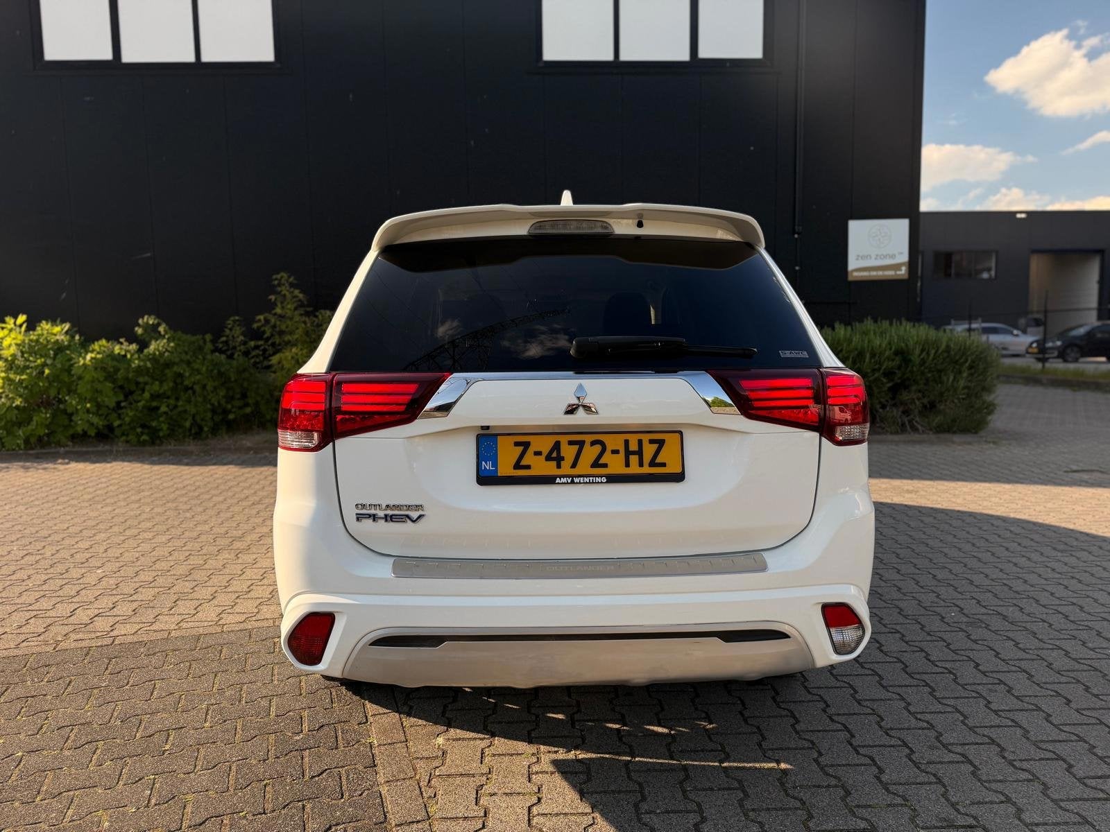 Mitsubishi Outlander 2.4 PHEV Intense, Auto's, Mitsubishi, Automaat, 135 pk, Euro 6, 4 cilinders