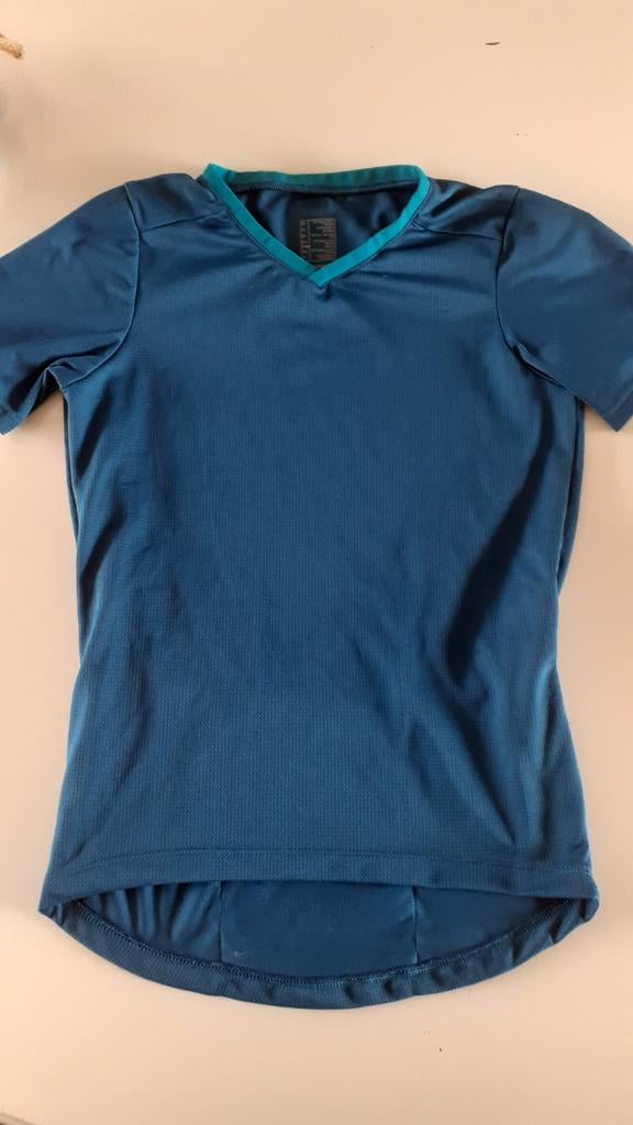 Sport shirt 146/152, Jongen of Meisje, Sport- of Zwemkleding, Decathlon, Ophalen of Verzenden