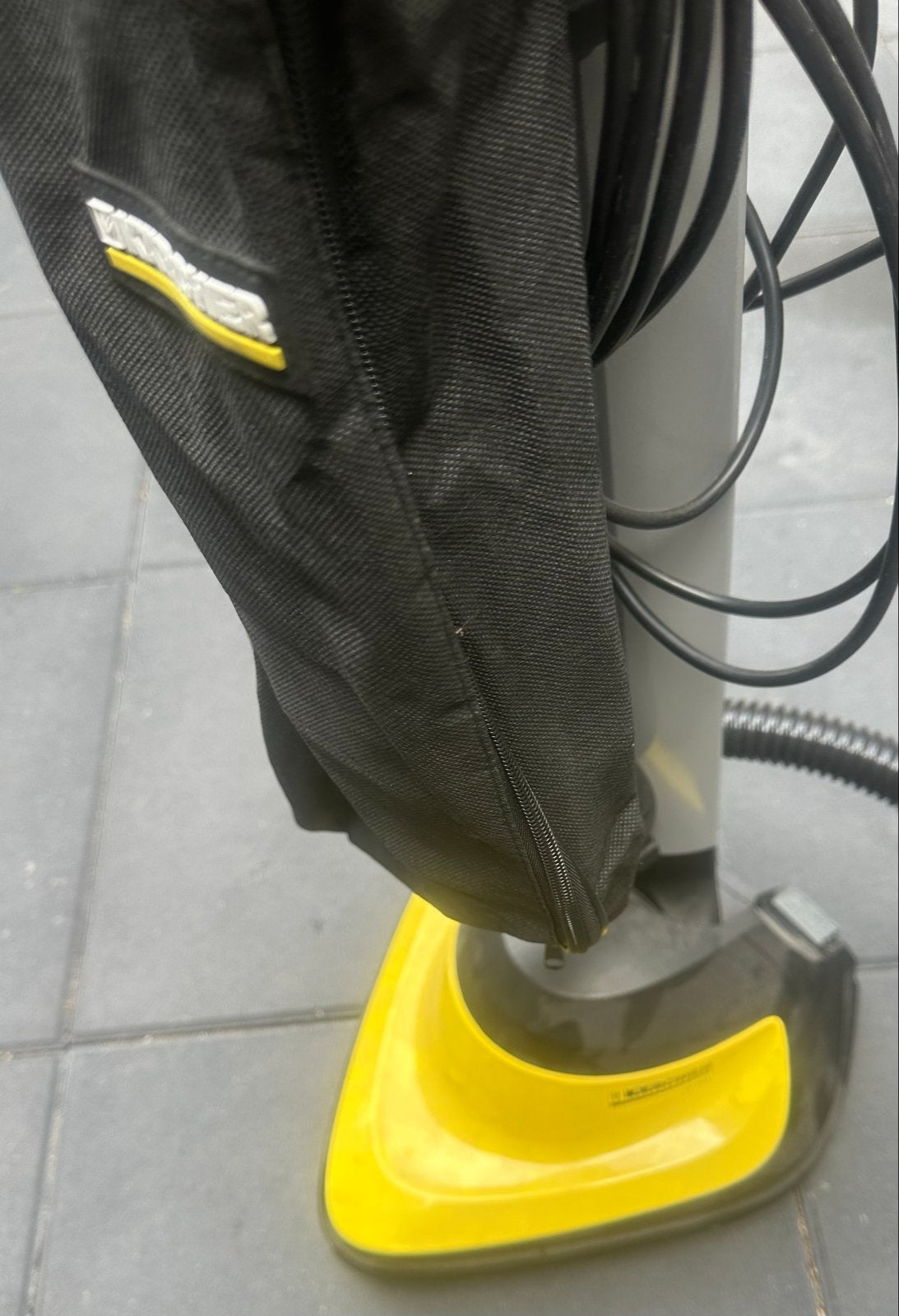 Kärcher FP 303 Vloerreiniger - Gebruikt, Gebruikt, Kärcher, Vloerreiniger, Geschikt voor harde vloeren