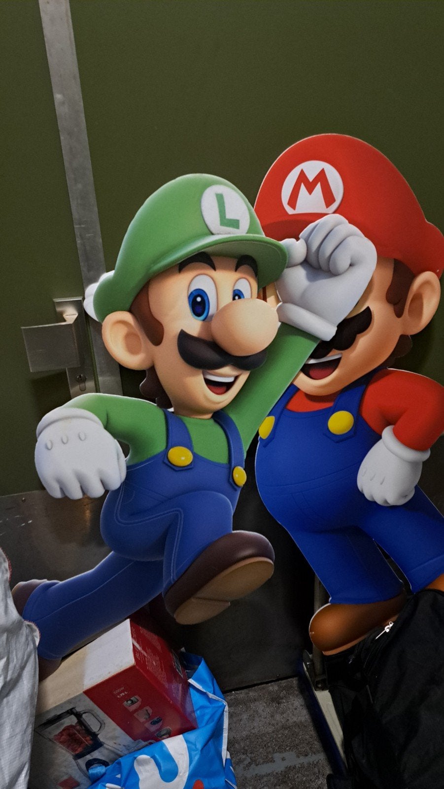 Super Mario & Luigi cut-outs (100 cm), Ophalen of Verzenden, Zo goed als nieuw