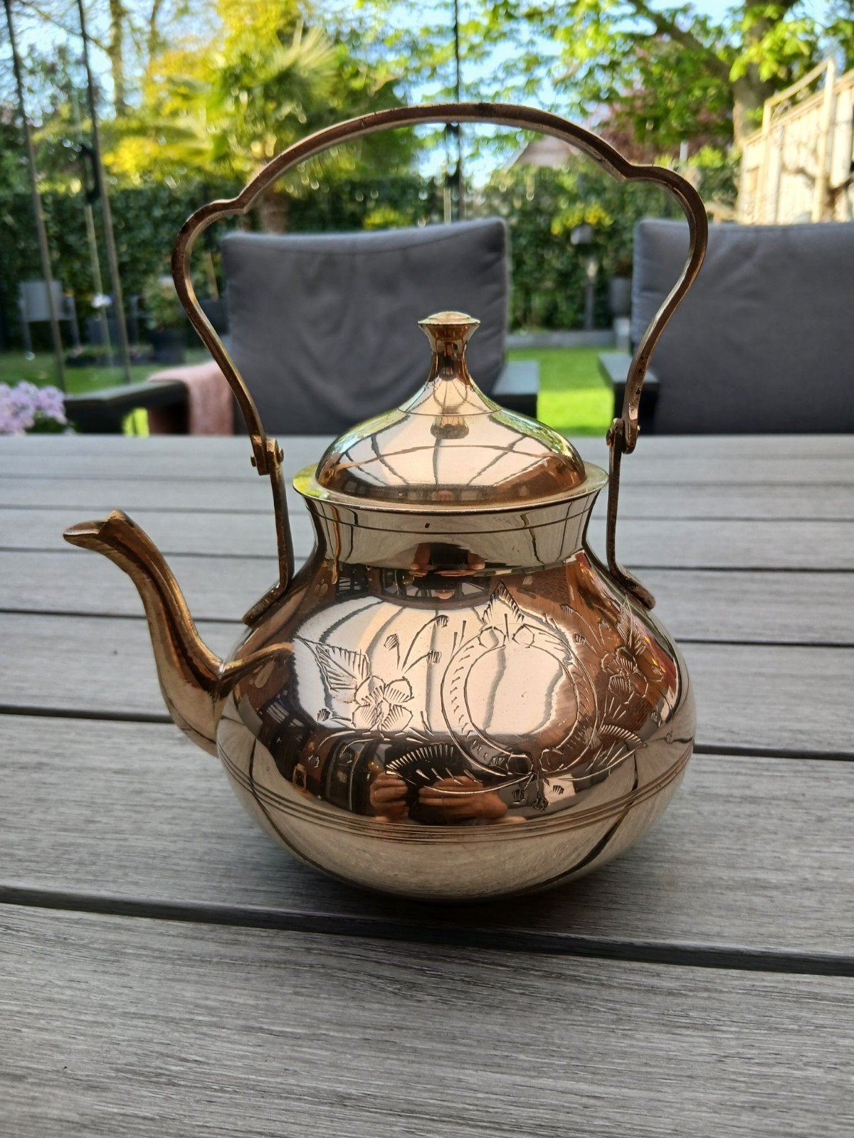 Antieke Marokkaanse theepot - Koper met gravures, Ophalen of Verzenden