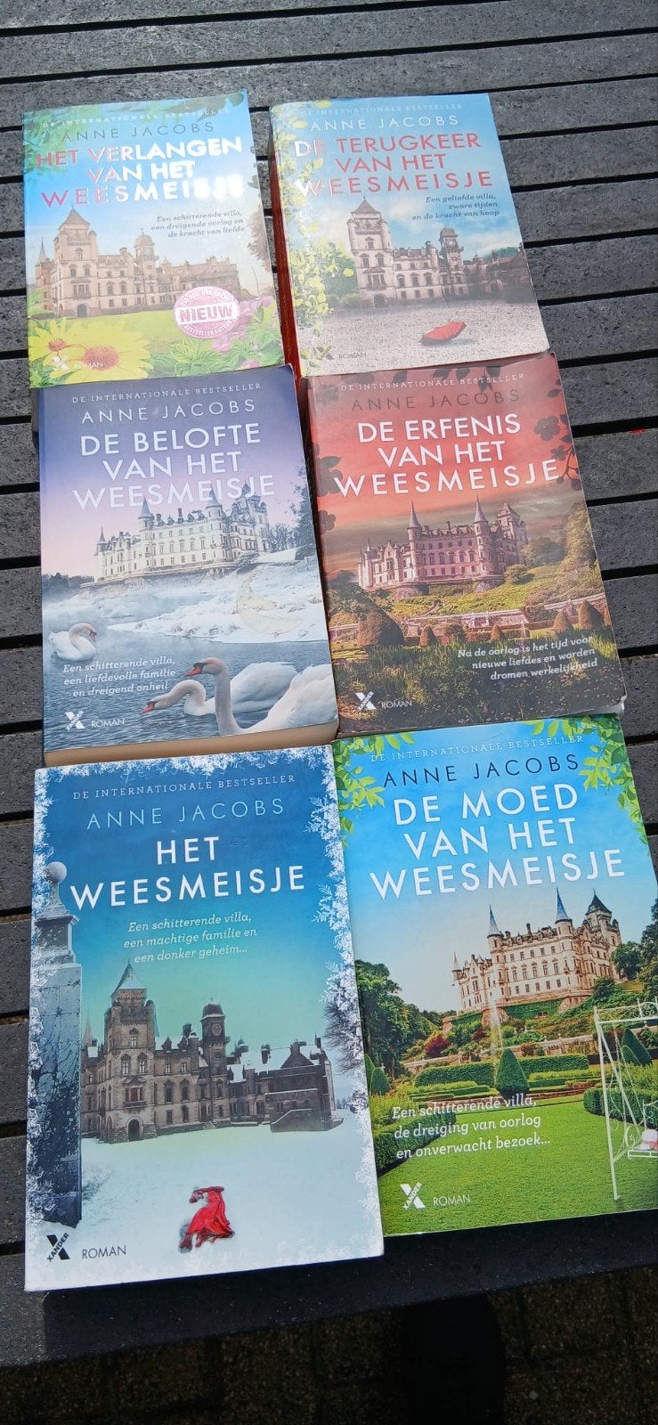 Complete serie "De Weesmeisjes" Anne Jacobs (6 boeken), Boeken, Ophalen of Verzenden, Gelezen, Anne Jacobs, Nederland