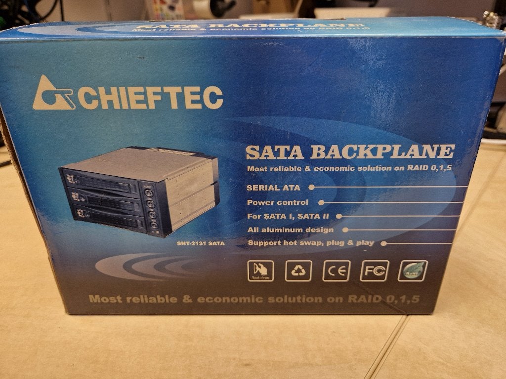 Chieftec Sata Hotswap, Ophalen of Verzenden, Gebruikt