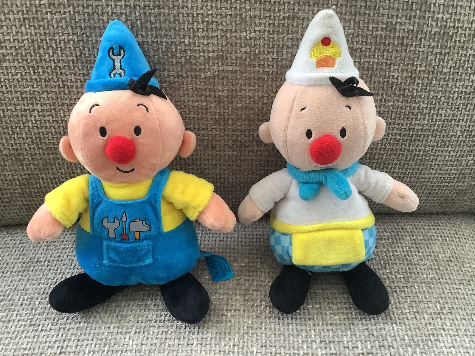 Bumba pluche knuffel bakker cupcake of klusjesman ca 23 cm, Ophalen of Verzenden, Zo goed als nieuw, Overige typen